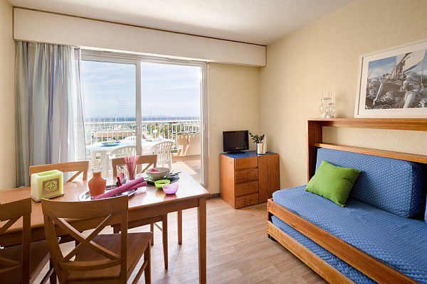 Adagio La Défense Le Parc Aparthotel 4*